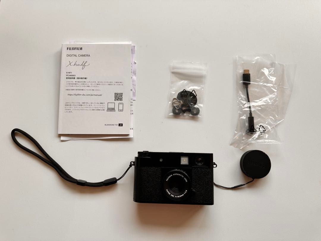 Fujifilm X Half X-HF1デジタルカメラ Black