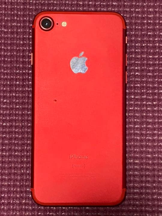 スマートフォン本体 iPhone7 RED