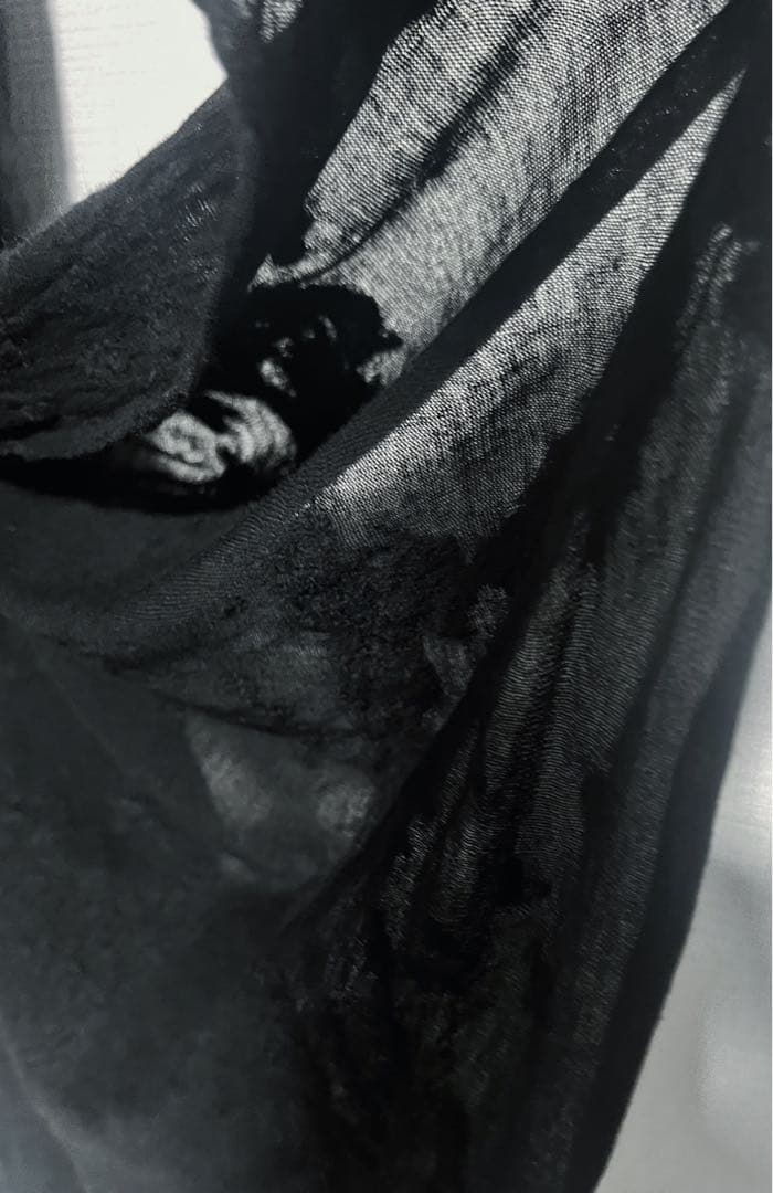 JULIUS 超希少 14FW 総柄模様 シルク混大判ストール ユリウス 黒