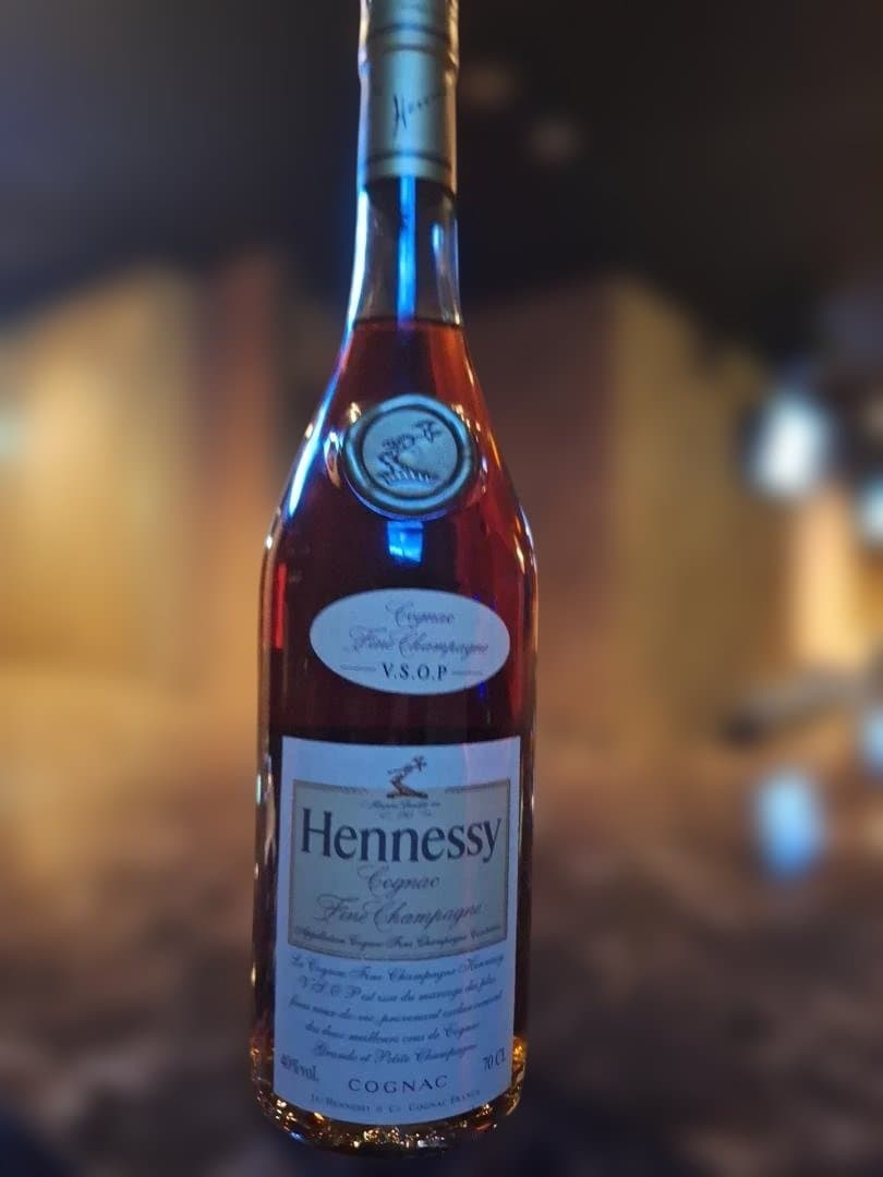 Hennessy VSOP 700ml 40%ブランデー