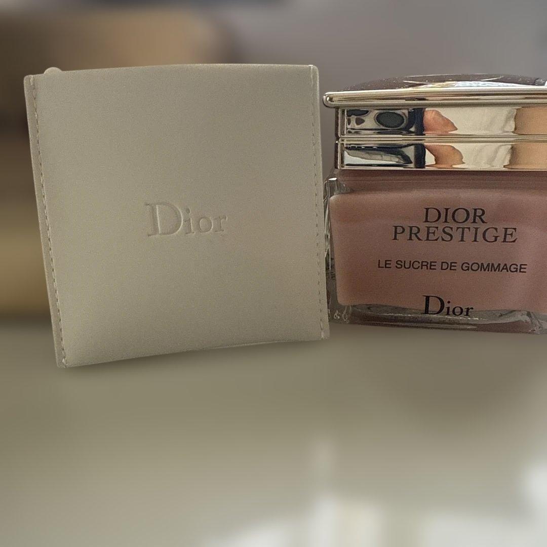 洗顔料 DIOR PRESTIGE LE GOMMAGE