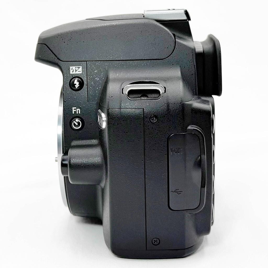 【美品】ニコン Nikon D60 Wズームキット 一眼レフ カメラ 中古