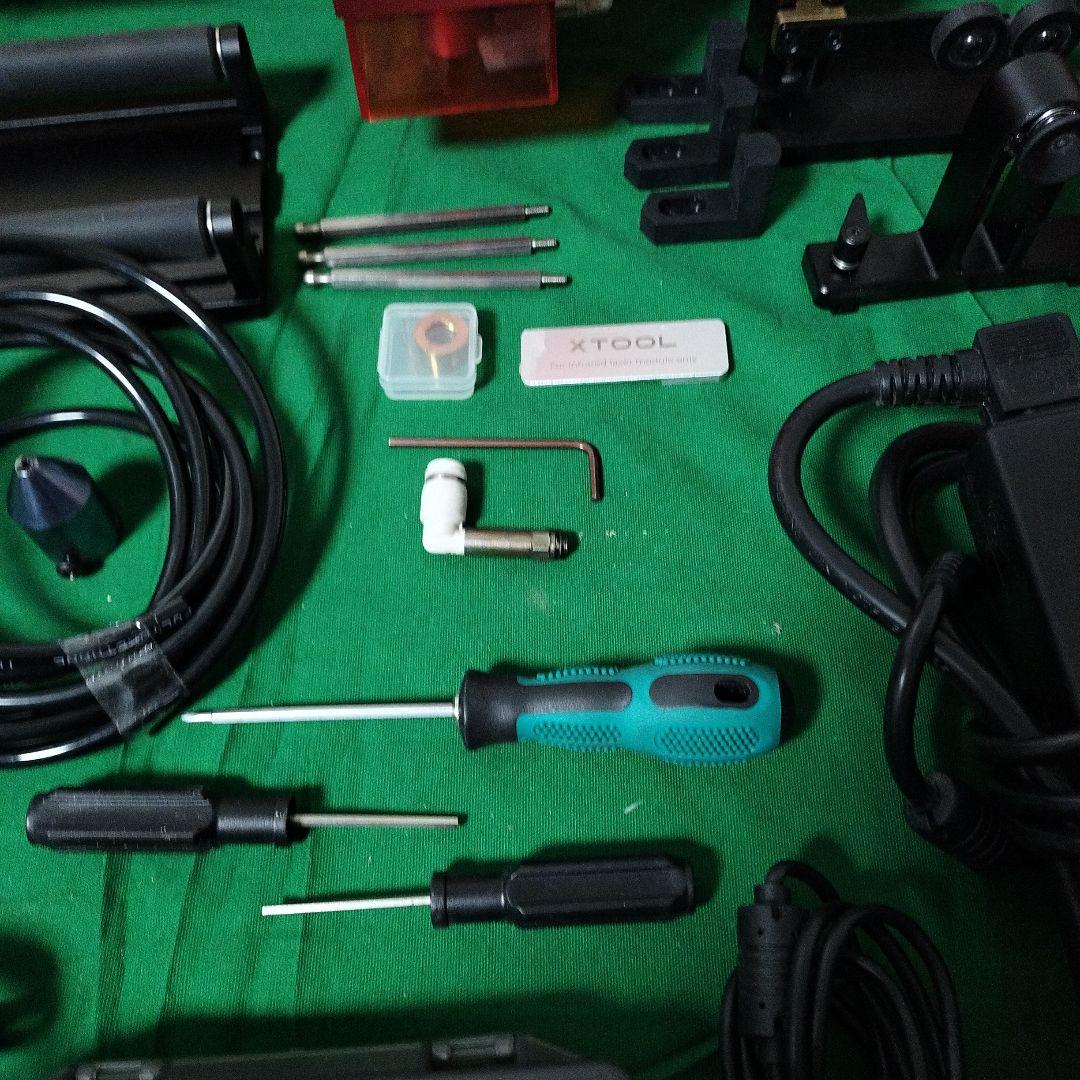 XTOOL D1 Pro 20W レーザー彫刻機 本体