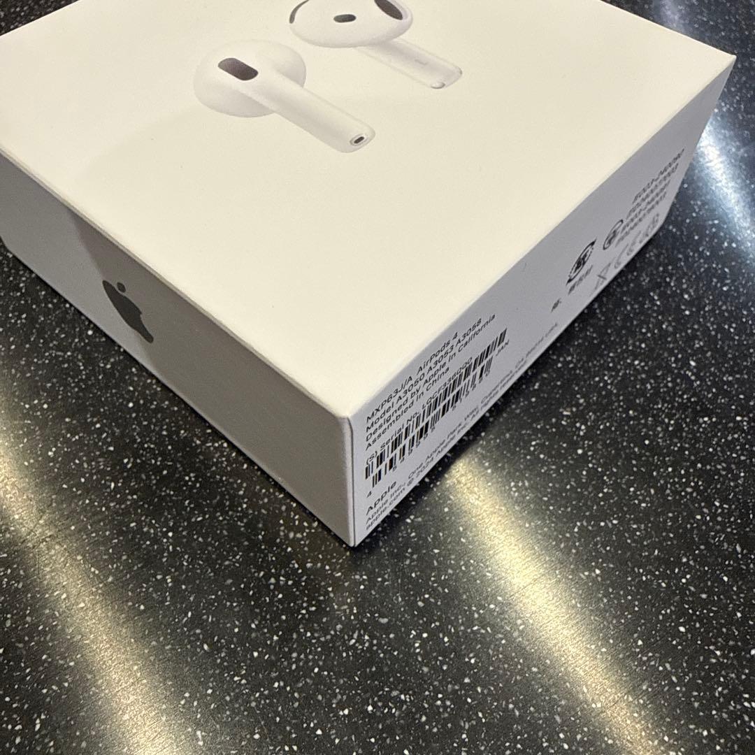 AirPods 4 新品未使用、未開封品(ノイズキャンセリング非搭載モデル)