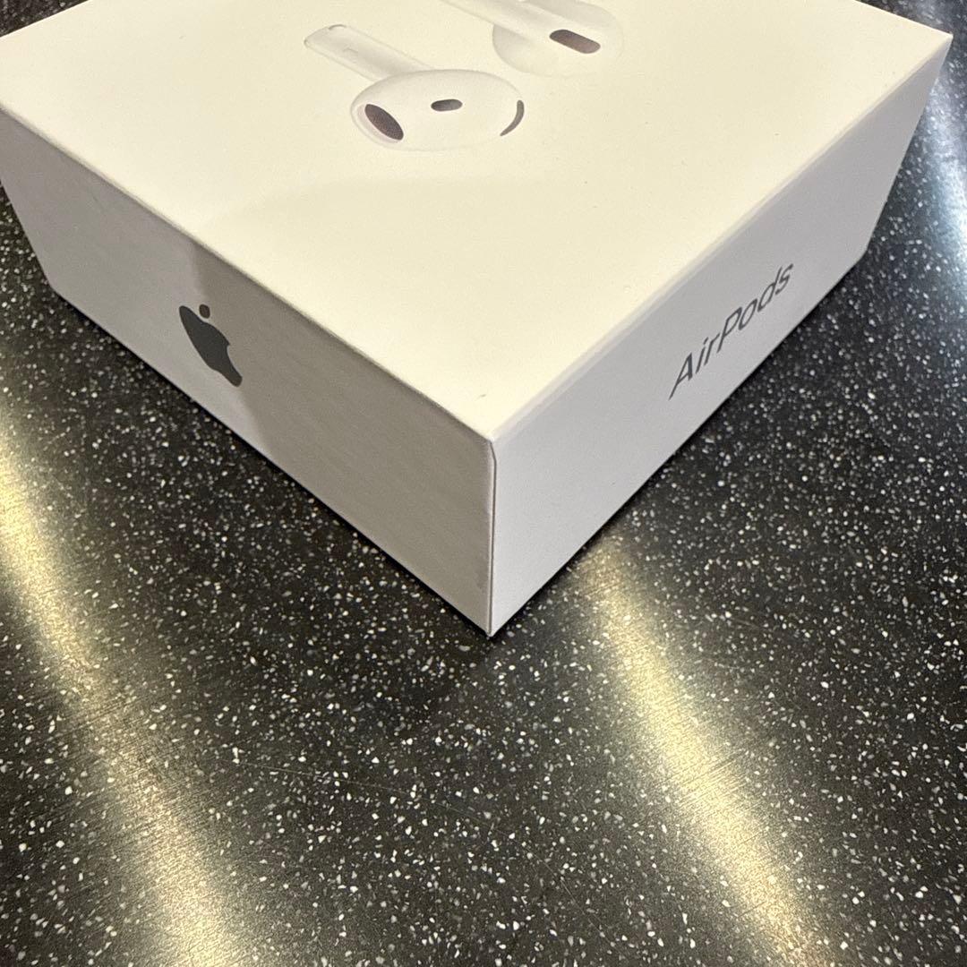 AirPods 4 新品未使用、未開封品(ノイズキャンセリング非搭載モデル)