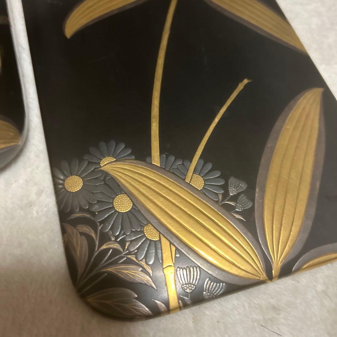 漆器 文箱 金色植物模様