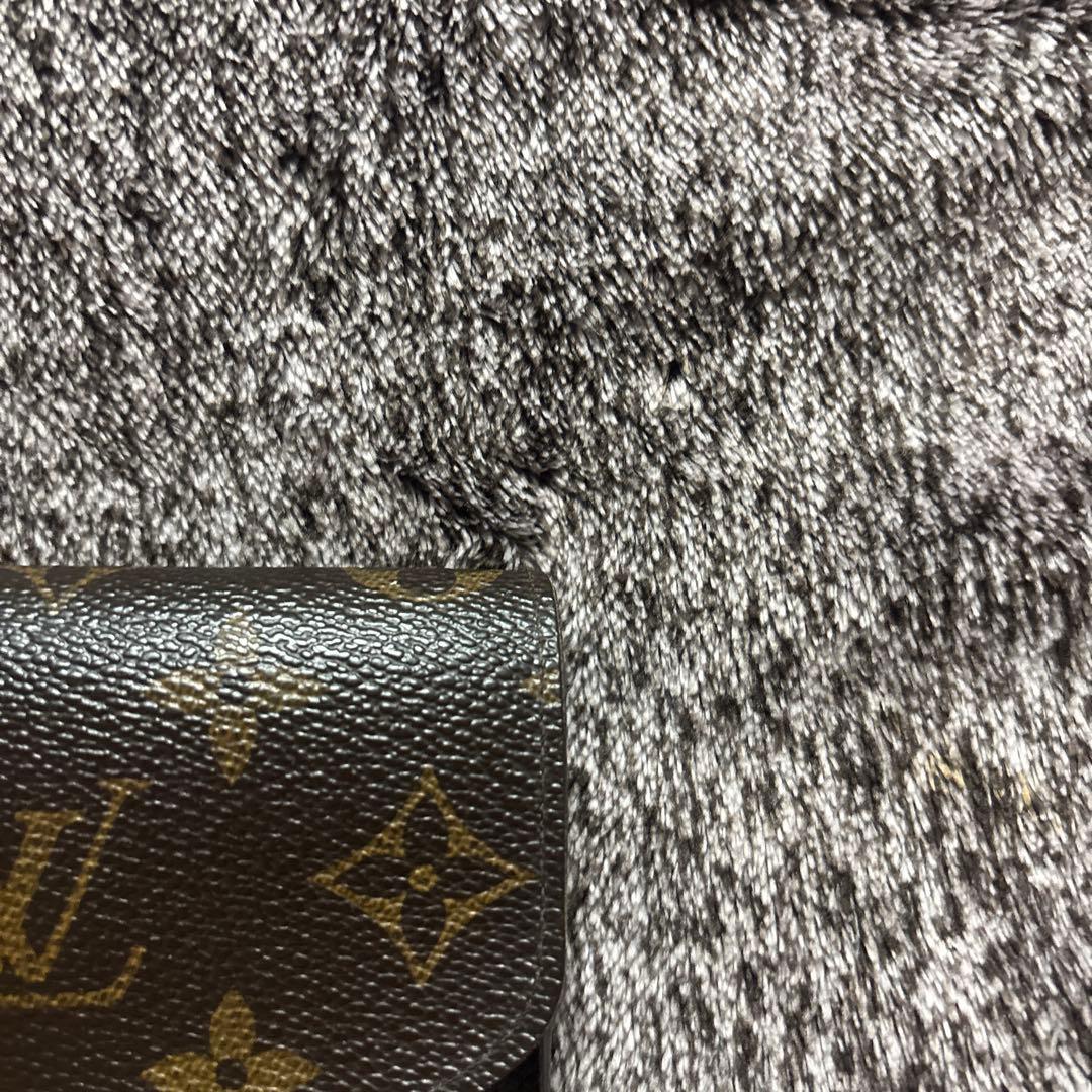 リ*リ様 ルイヴィトン　モノグラム　ポルトフォイユエミリー フューシャ　M606