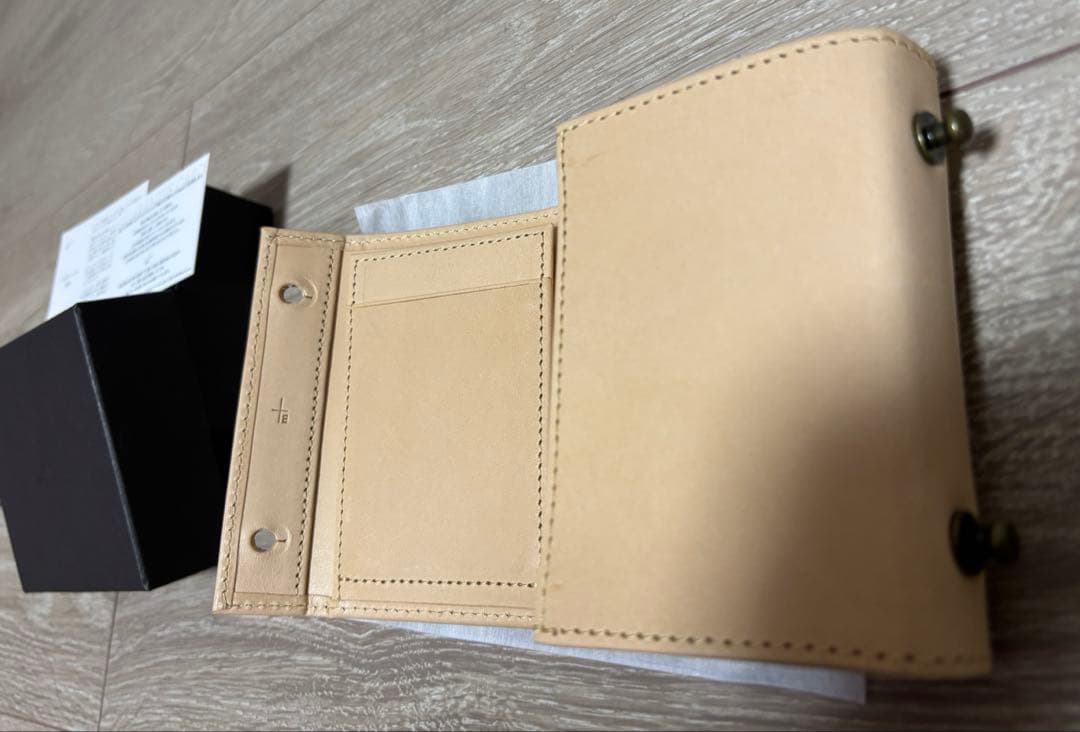 【ほぼ未使用】エムピウ ミッレフォッリエ Ⅱ TAN27 ヌメ タン