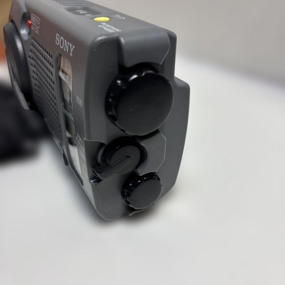 SONY ICF-B200 AM/FMラジオ 手回し発電機能付き