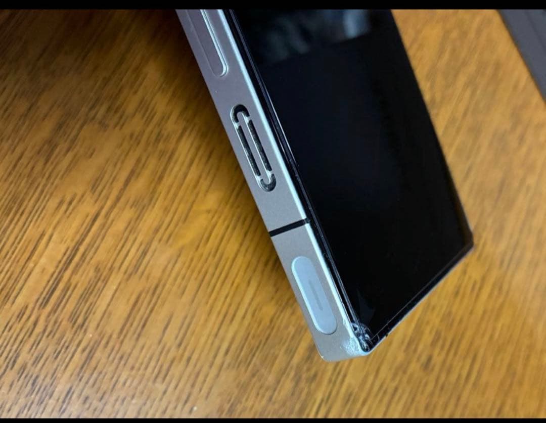 red magic10 Pro 12/256 画面割れあり