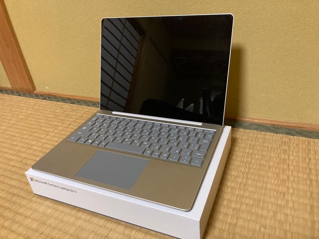 Microsoft Surface Laptop Go 3 シルバー