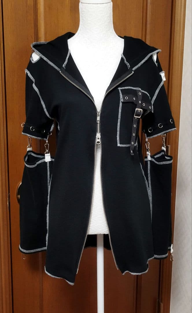 MA MAXICIMAM　セパレートスリーブパーカー（ブラック）