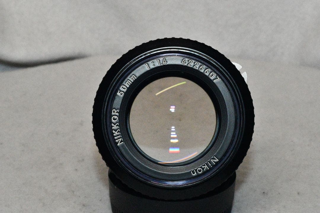 お値下げ中《動作品》 Nikon EM + Nikkor 50mm f/1.4