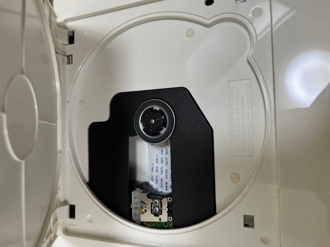 TOSHIBA REGZA ブルーレイポータブルプレーヤー