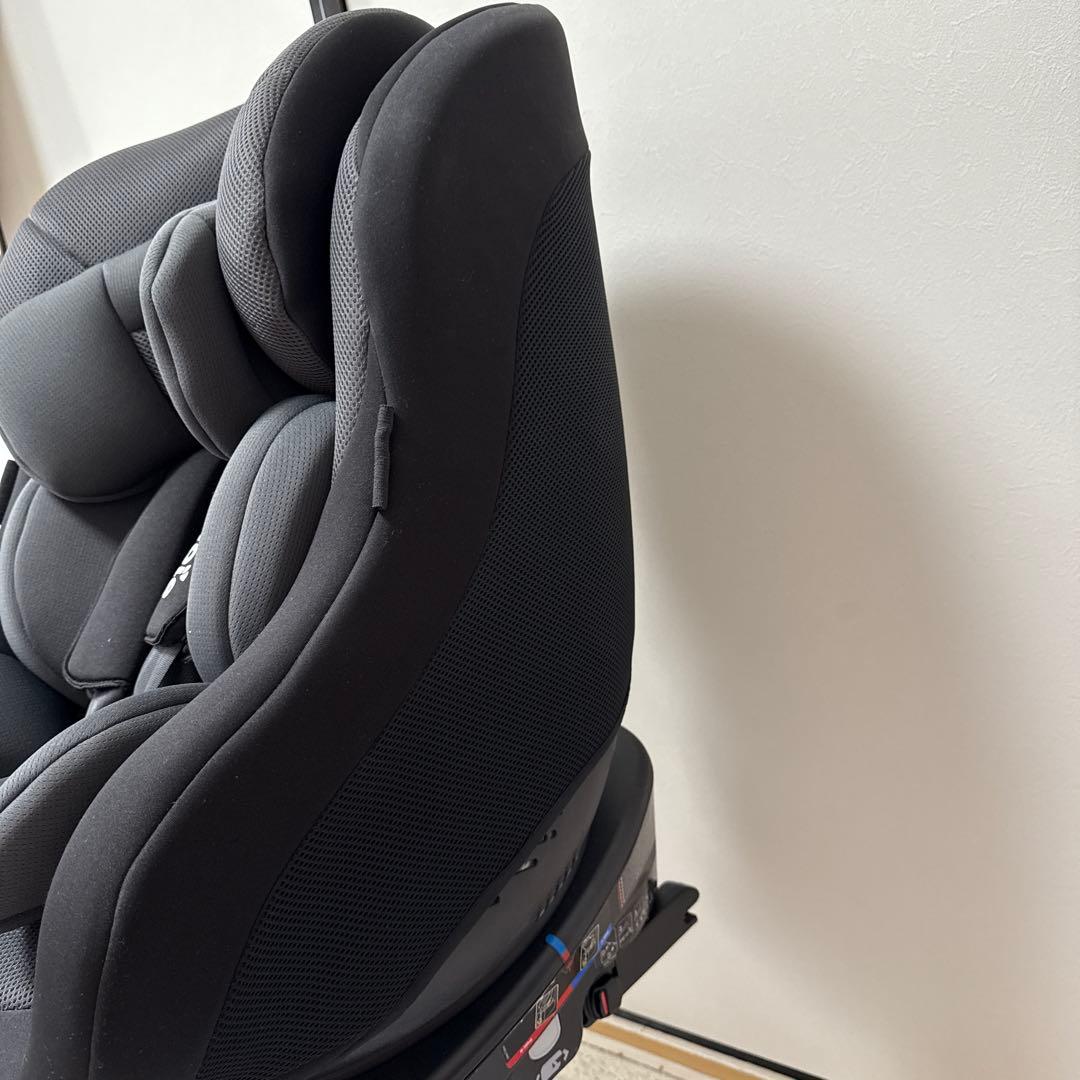 マイク　美品　Joie ブラック チャイルドシート