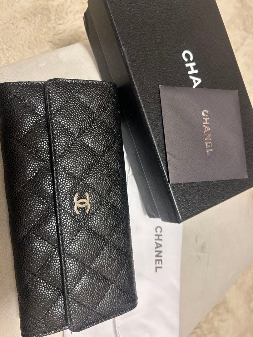 【新品未使用】CHANEL ブラックレザー 長財布