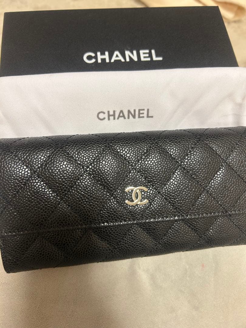【新品未使用】CHANEL ブラックレザー 長財布