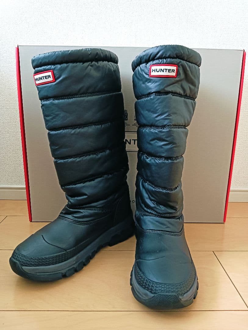 HUNTER (ハンター)ブラックダウンスタイルブーツ　23.5 センチ　箱付き
