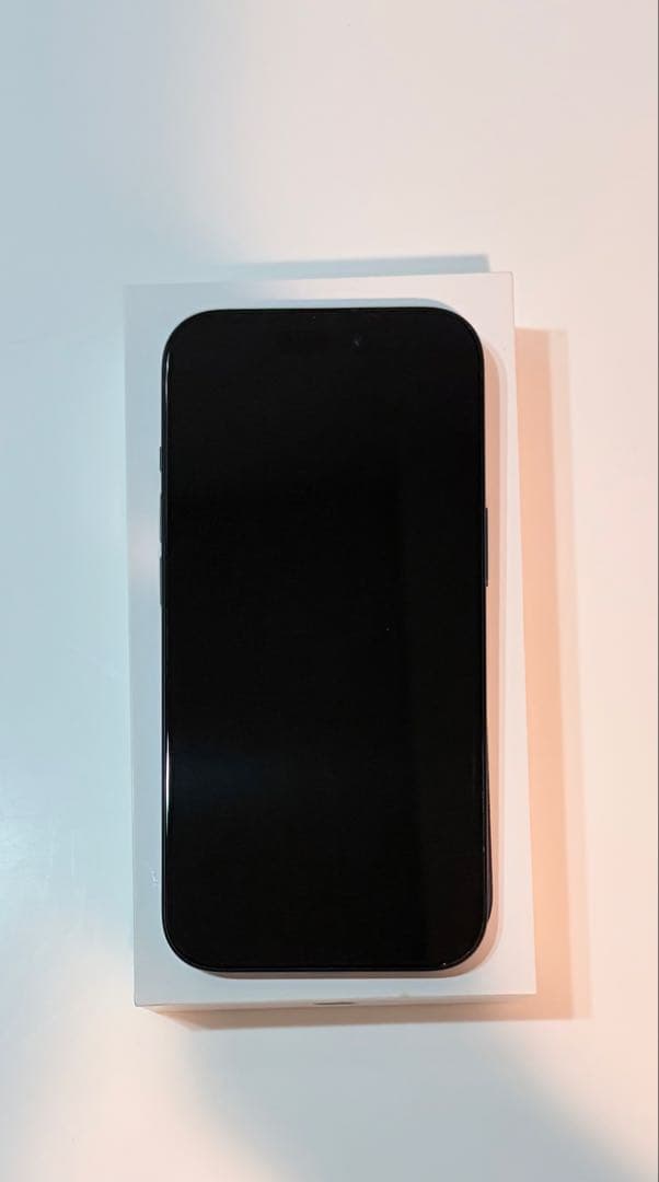 iPhone 15 256GB simフリー