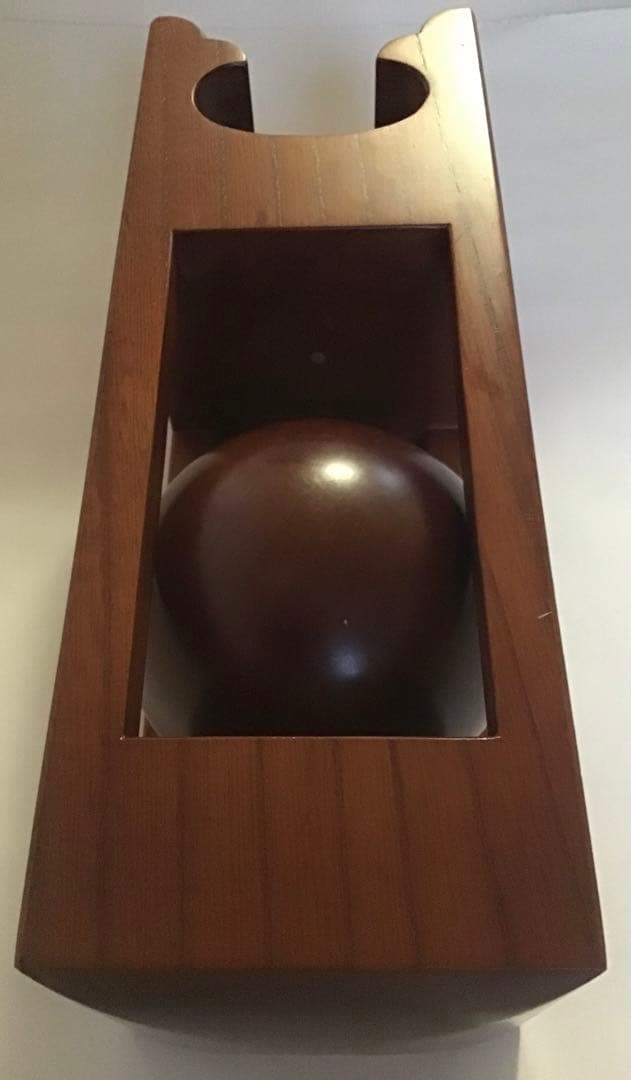 〈希少品・珍品〉欅彫抜飾玉　長者宝玉　指物師 森 次郎作（桐箱入り）