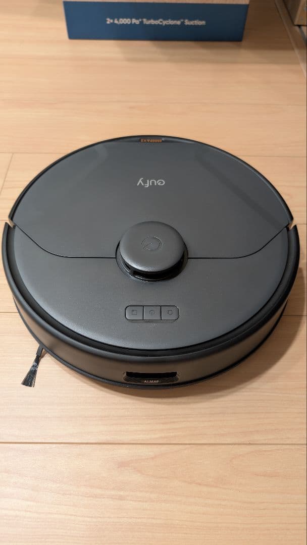 自動ゴミ収集ステーション付 ロボット掃除機 Eufy Clean X8 Pro