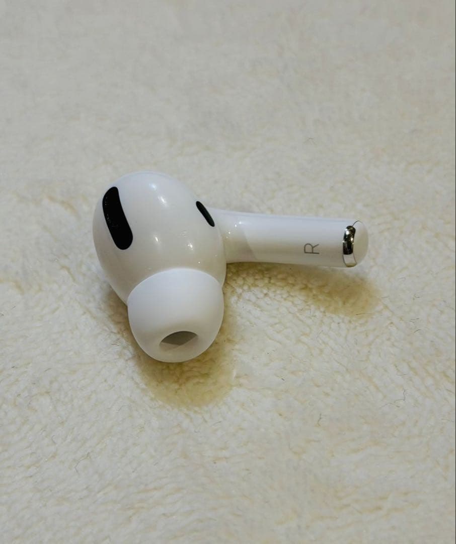 AirPods Pro ワイヤレスイヤホン 星柄　完動品