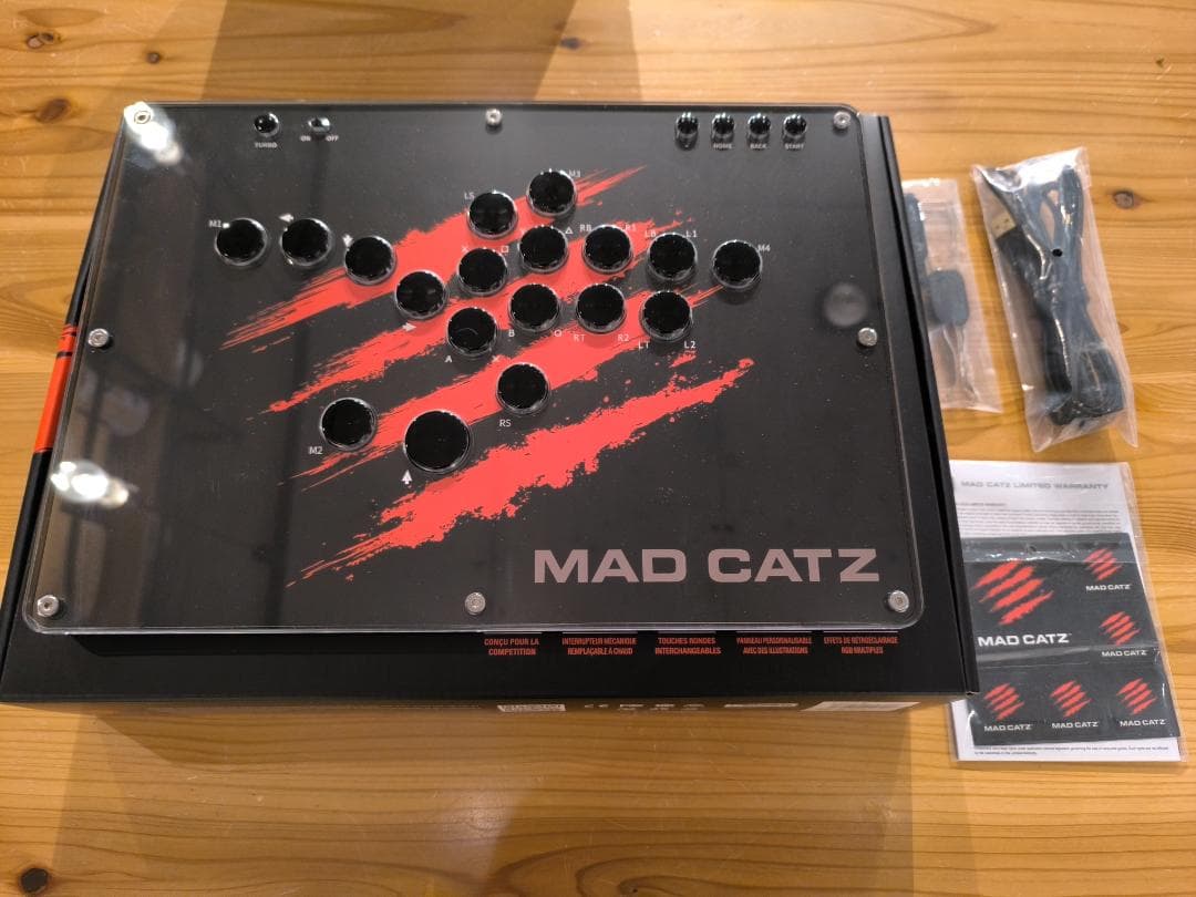 MAD CATZ N.E.K.O. レバーレスコントローラー