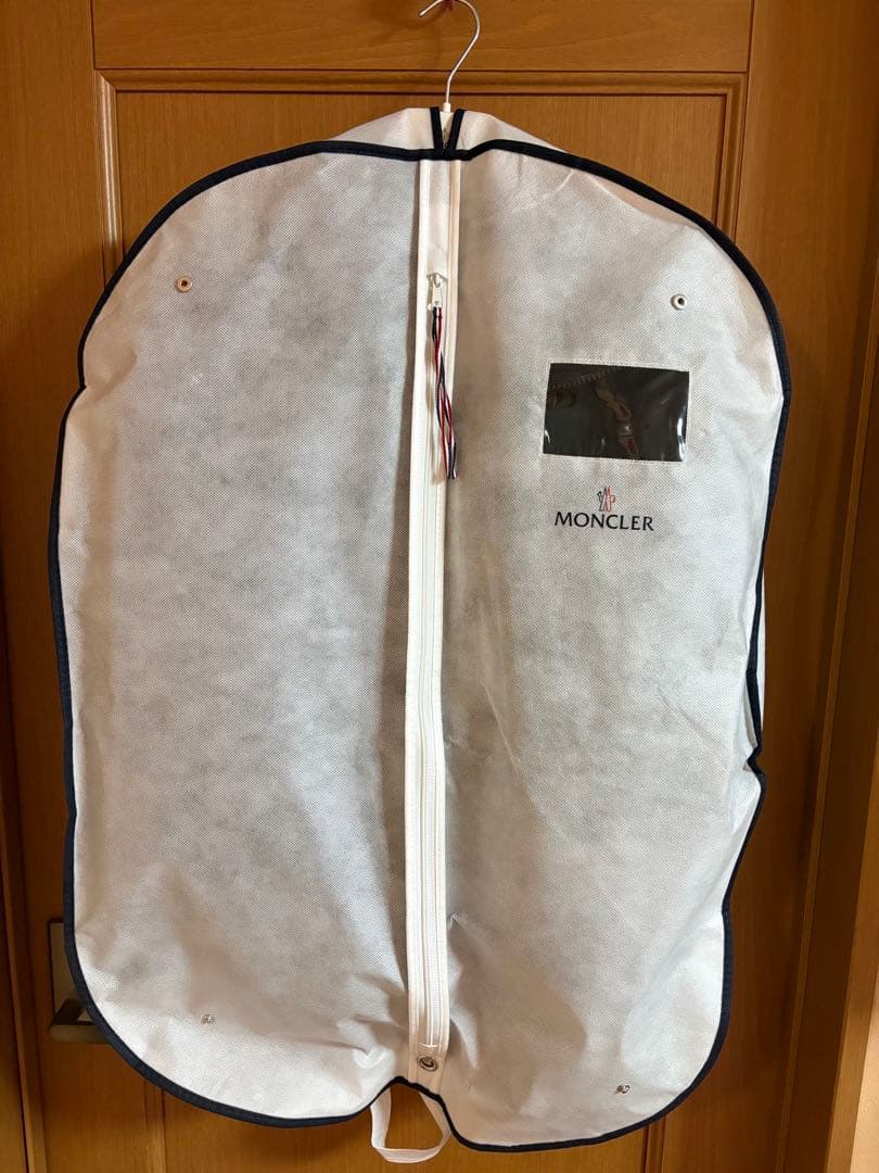 MONCLERモンクレールAITON 18AWダウンジャケットフード付きサイズ4
