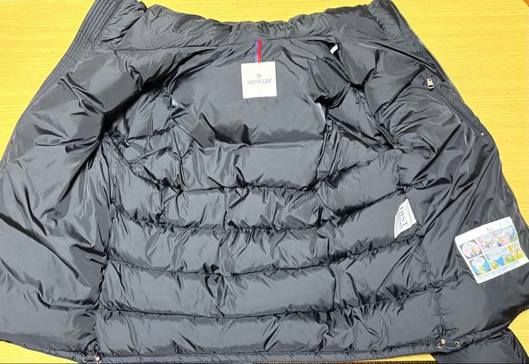 MONCLERモンクレールAITON 18AWダウンジャケットフード付きサイズ4