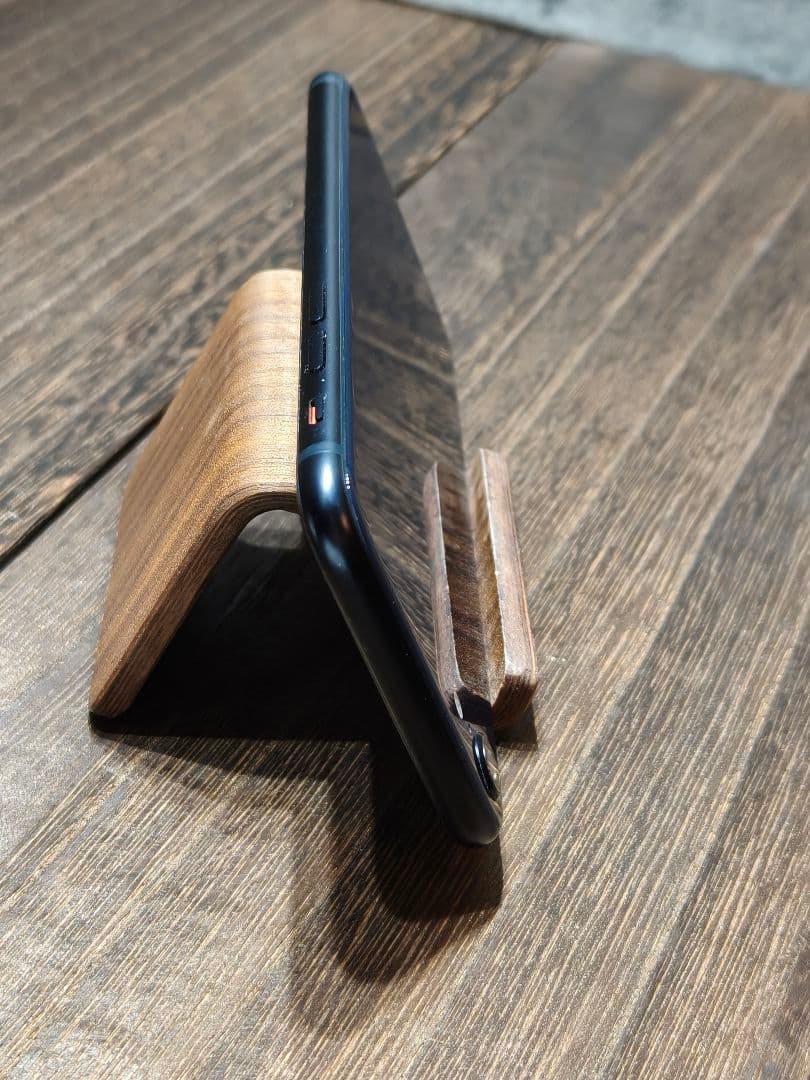 iphone se 第3世代 64gb SIMフリー スマホ