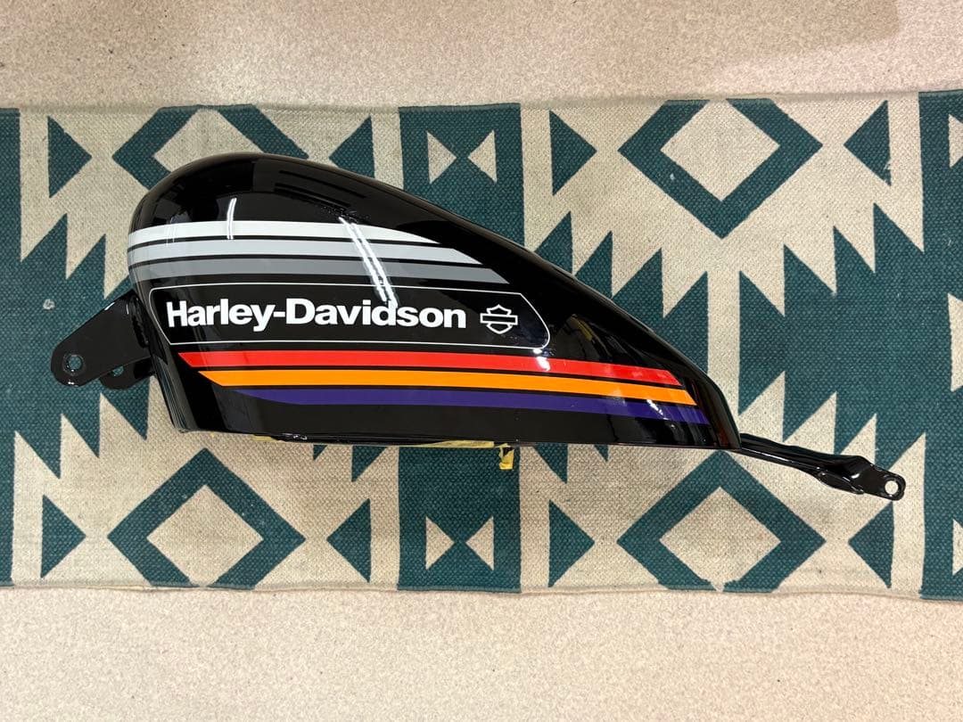 11/4のみ価格。スポーツスターフォーティーエイトスペシャルタンクXL1200X