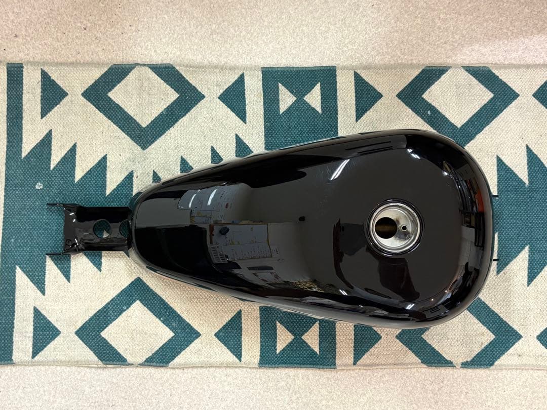 11/4のみ価格。スポーツスターフォーティーエイトスペシャルタンクXL1200X