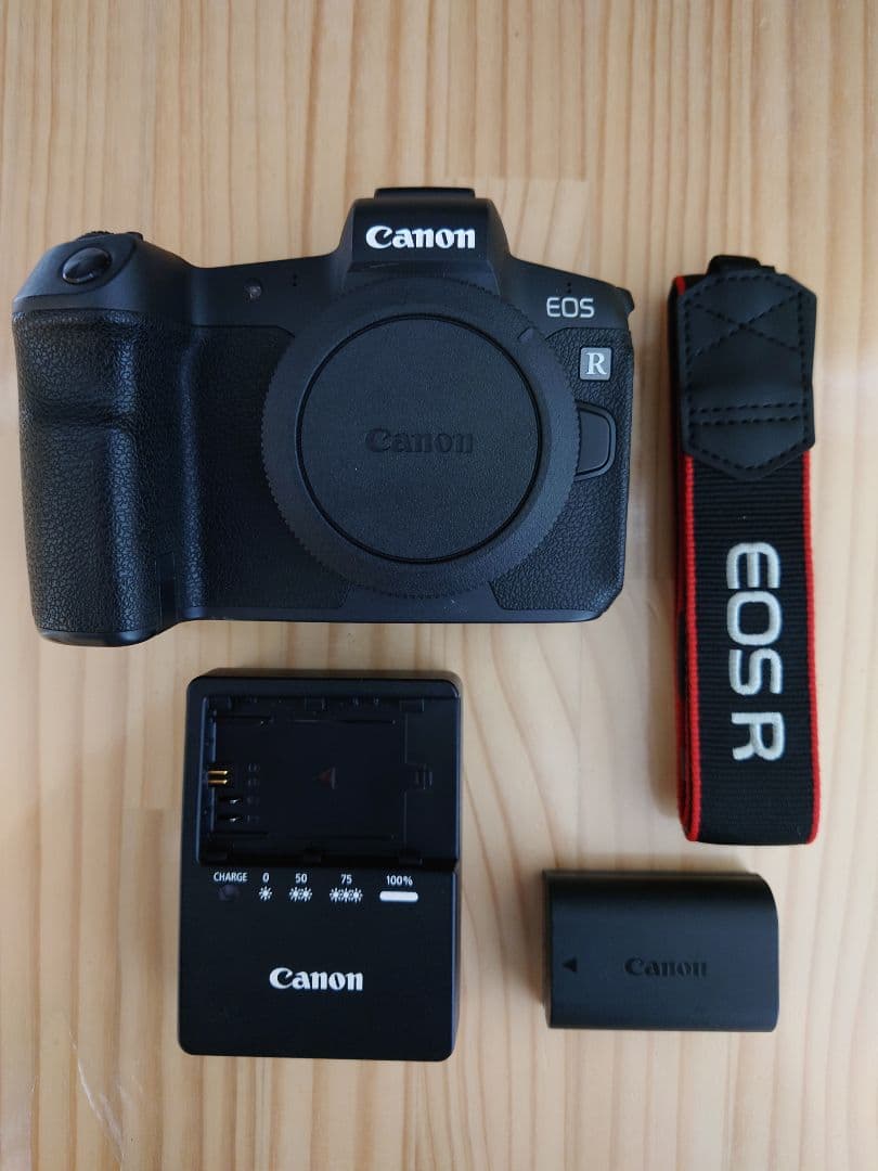 ★実用美品★ Canon キャノン EOS R ストラップ付き♪