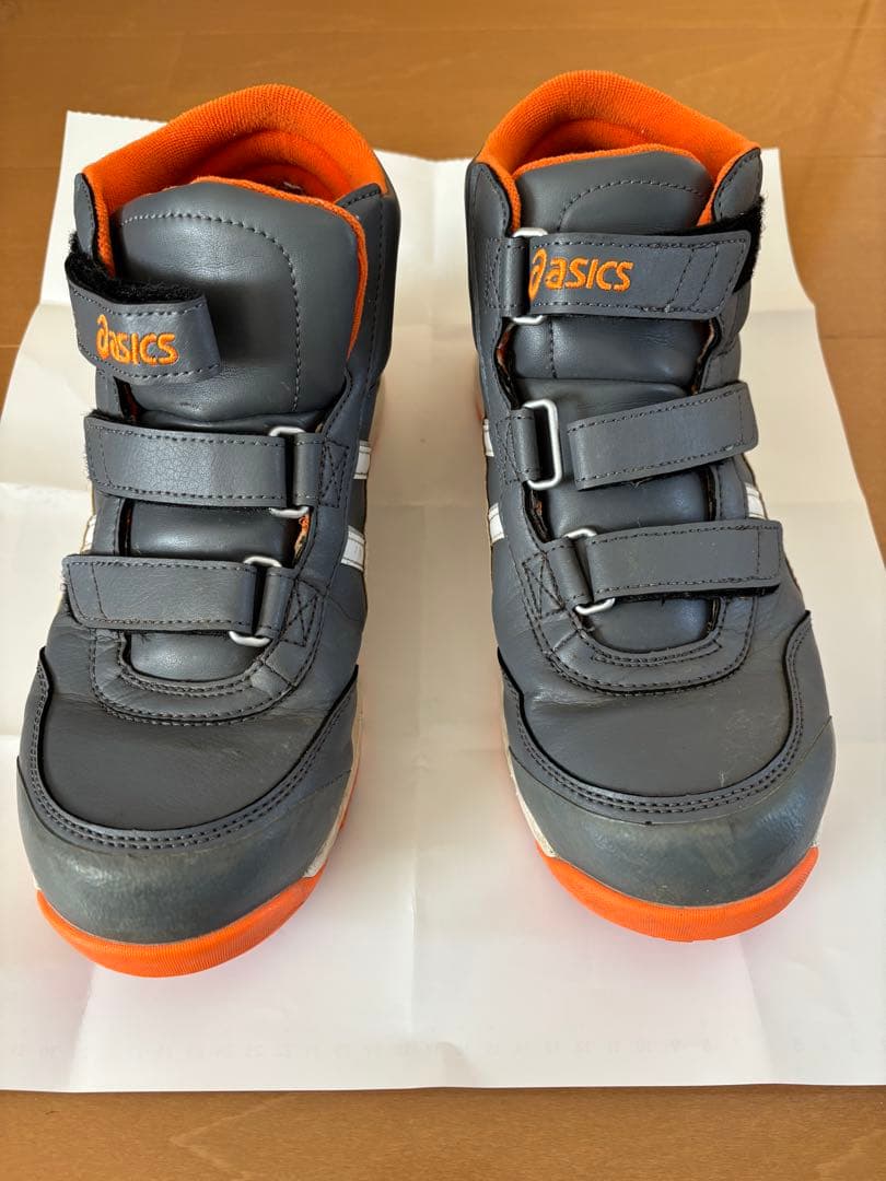 asics グレー/オレンジ ハイカット安全靴