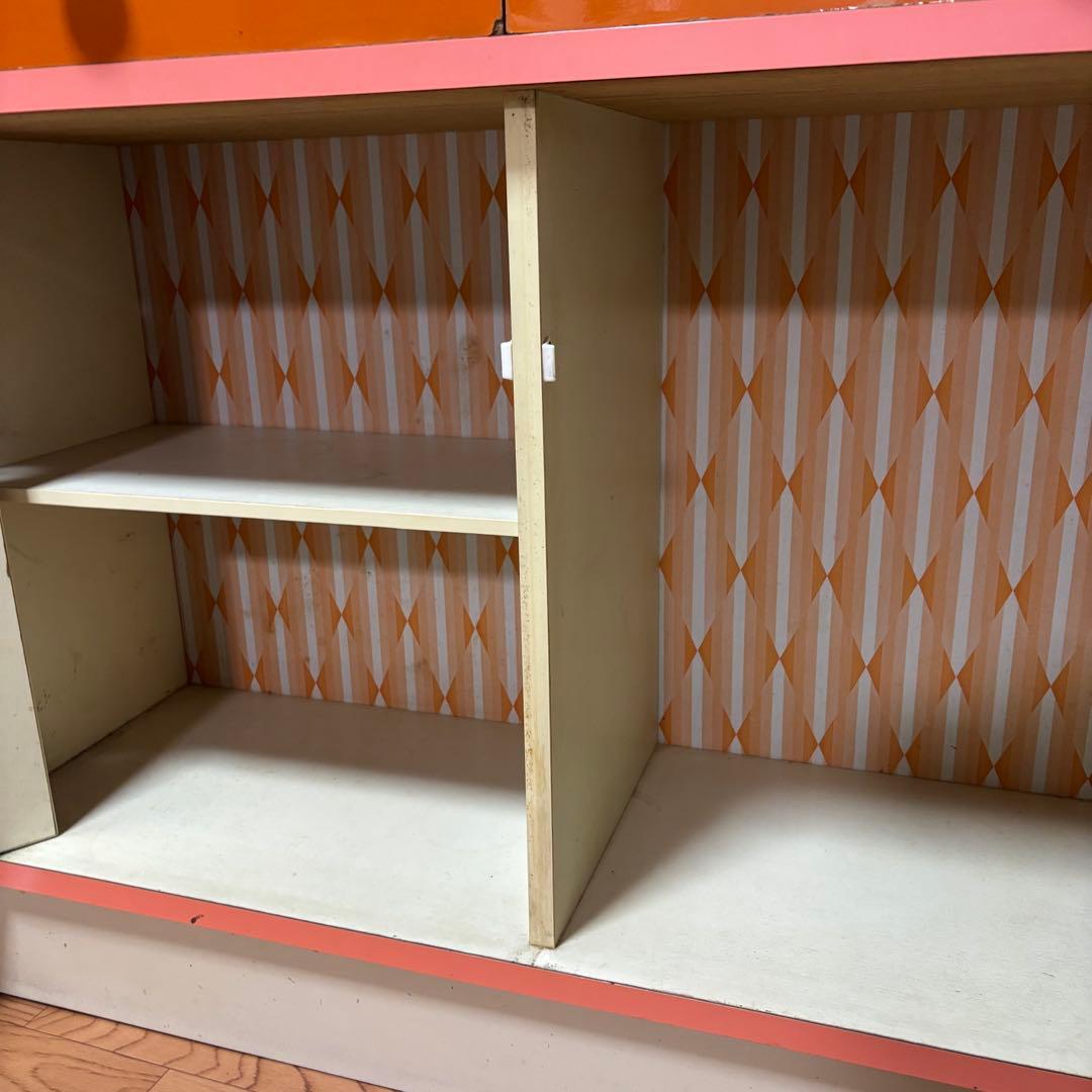 昭和レトロポップ食器棚　オレンジ　ガラス棚