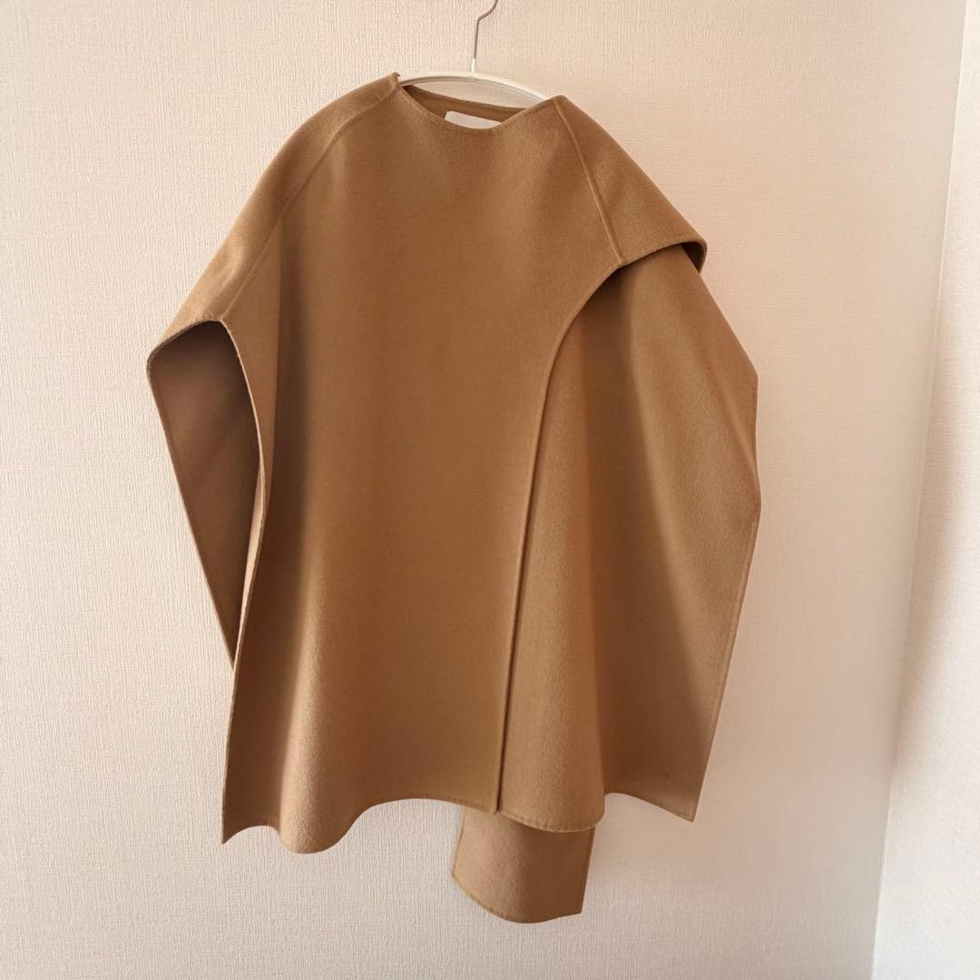 Mei　COS ベージュ ポンチョ