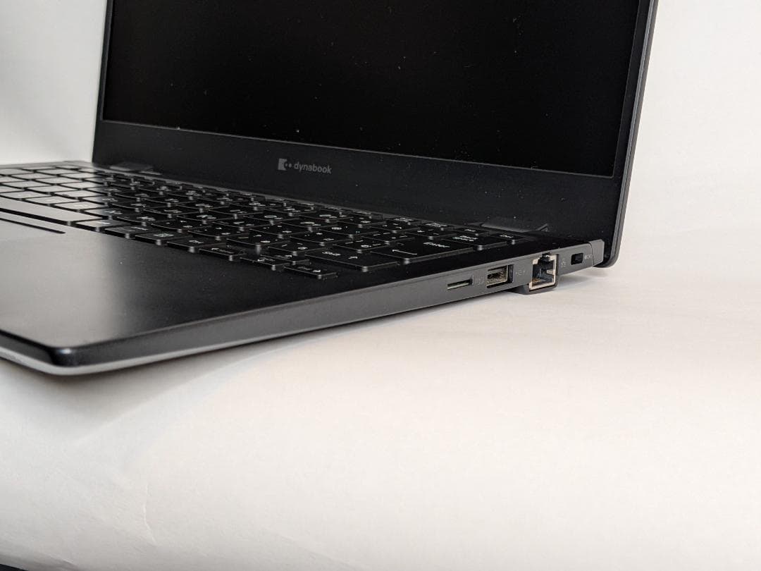 第11世代Core i5 Dynabook G83/HU 188