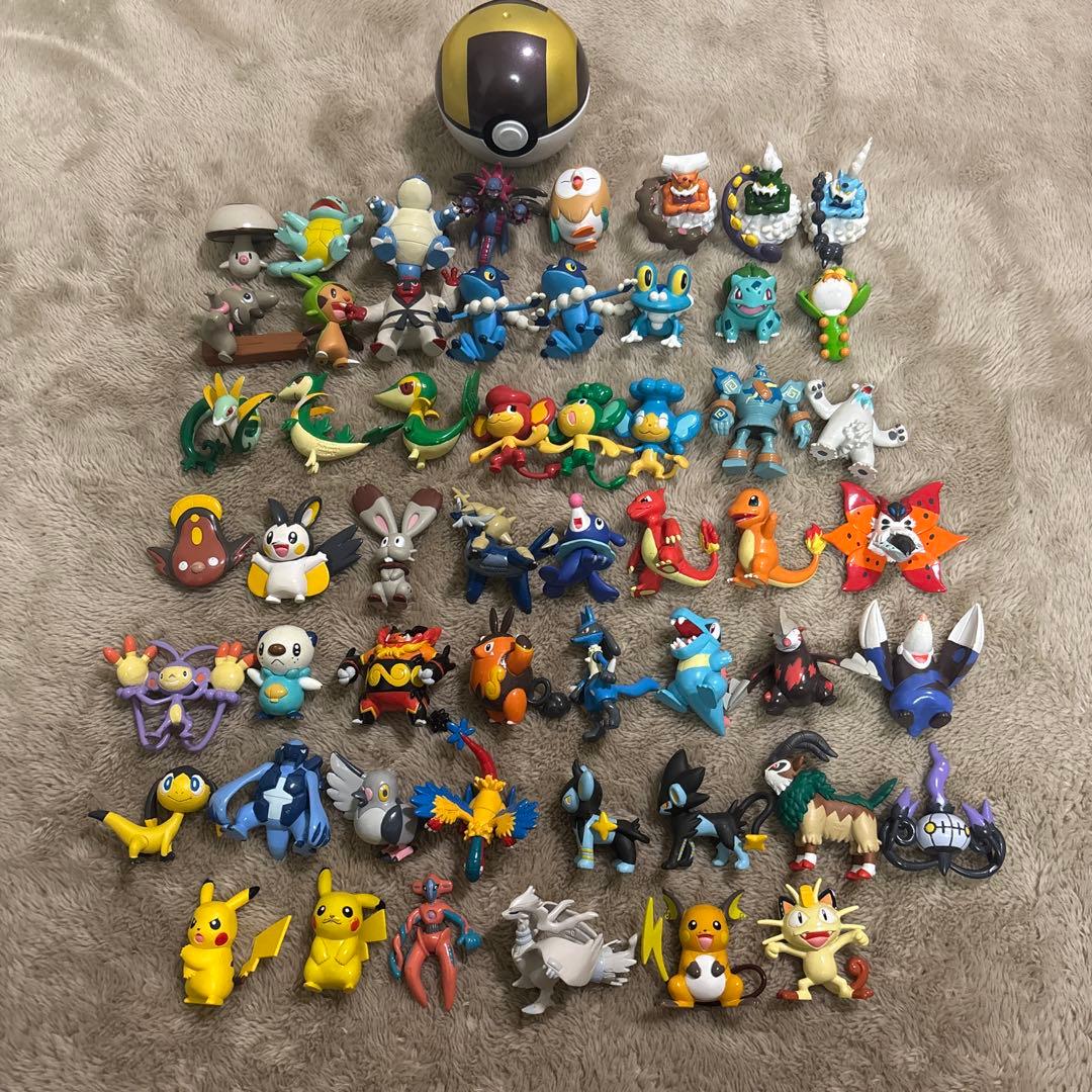 モンコレ 54体セット （レシラム、デオキシスあり）＋ハイパーボール