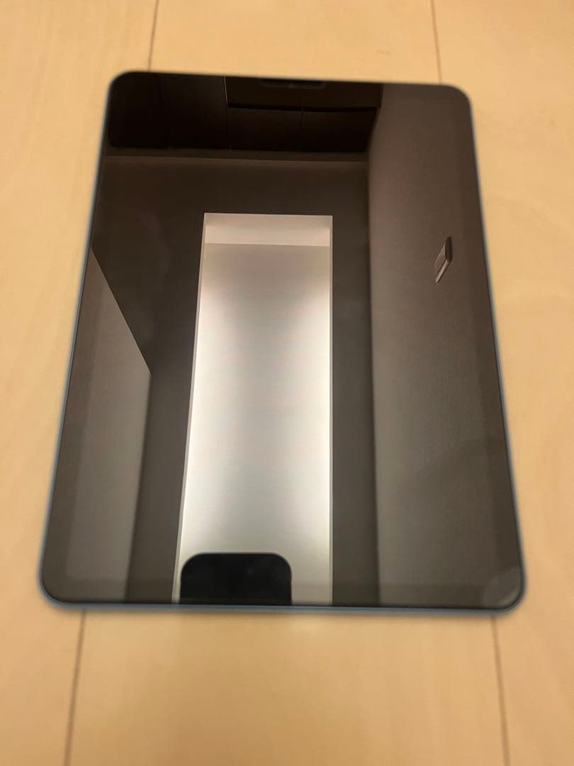 iPadAir第5世代 iOS15.6.1 WiFiモデル64GB ブルー 箱付