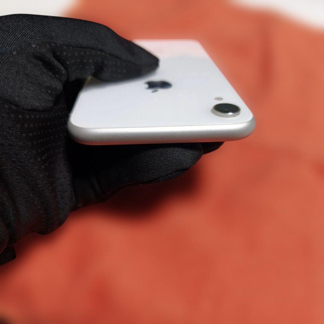 Apple iPhone XR 128GB ホワイト