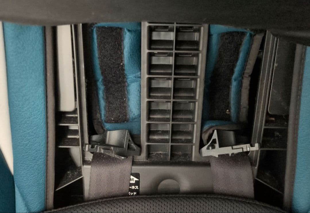 Aprica formfit チャイルドシート ジュニアシート　ISOFIX