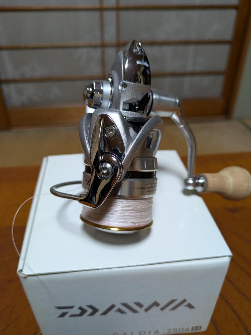 DAIWA CALDIA 2506H リール 元箱付き