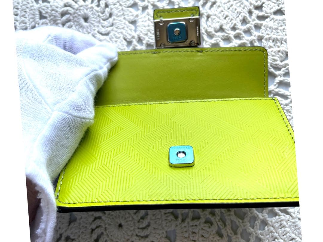 未使用品　FENDI フェンディ　バゲット　ウエストポーチ　ポーチのみ　グリーン