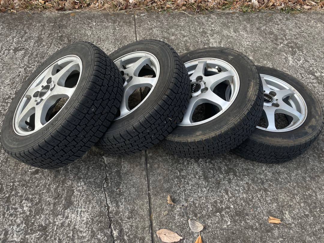 スタッドレスタイヤ、ホイールセット155/65/13