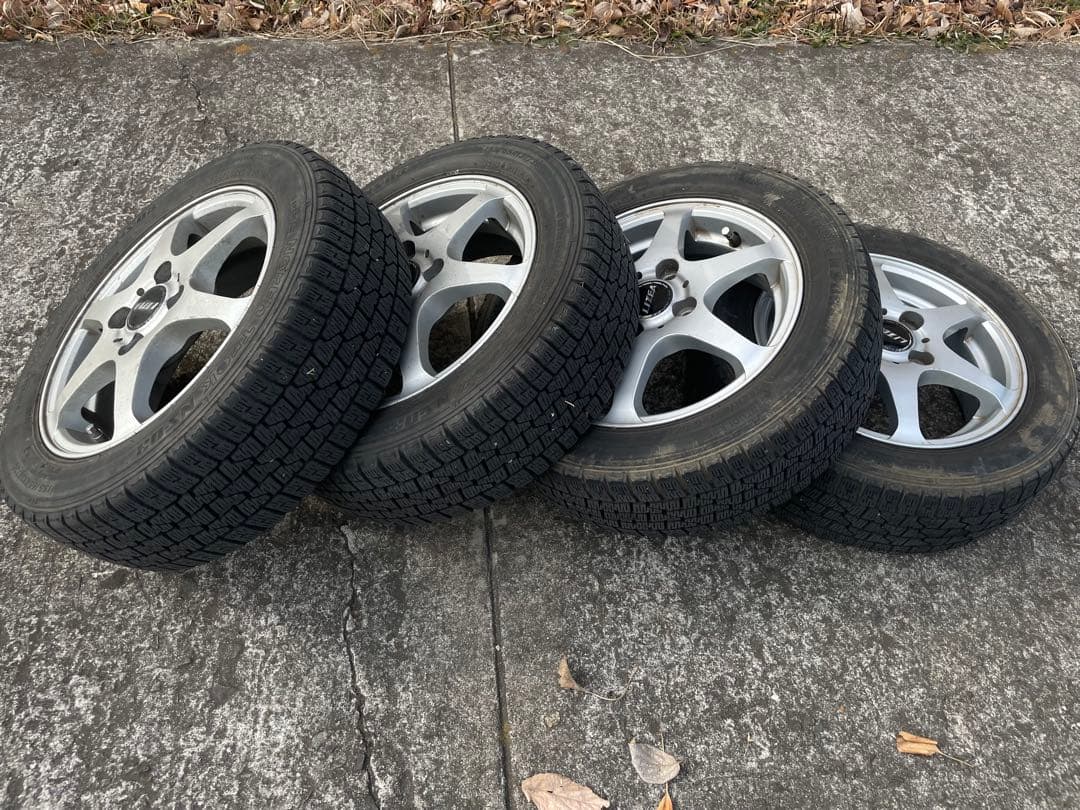 スタッドレスタイヤ、ホイールセット155/65/13