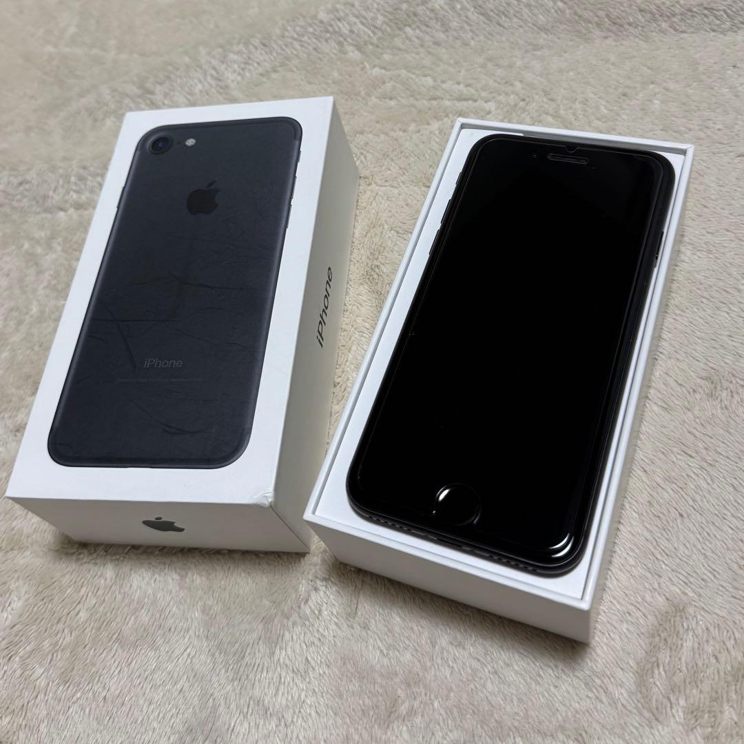 iPhone7 Black 128GB au WiFiモデル SiMフリー 黒