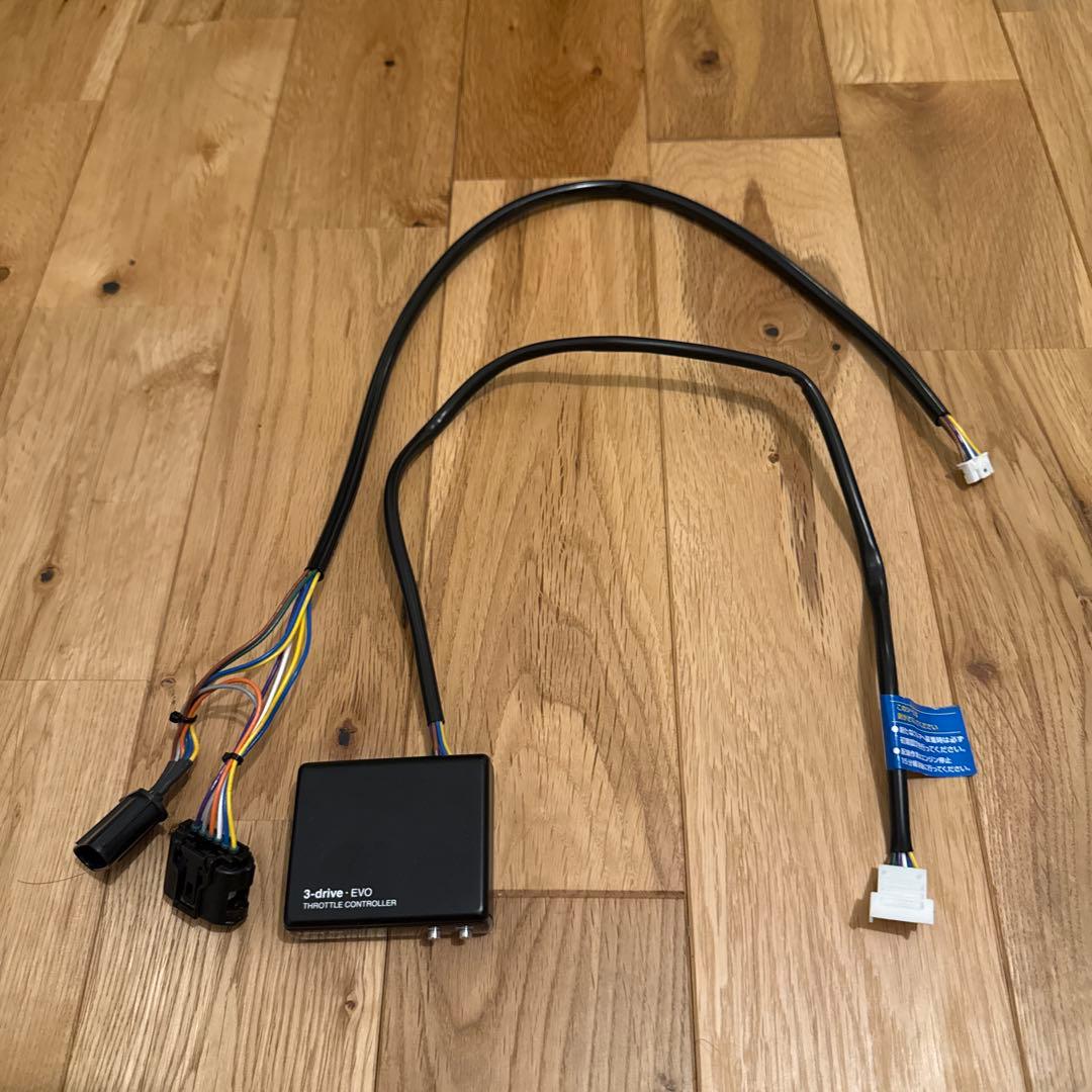 PIVOT スロコン 3-drive・EVO ハーネスTH-2C付き ジムニー