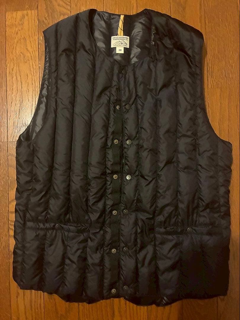 ROCKY MOUNTAIN FEATHERBED ダウンベスト