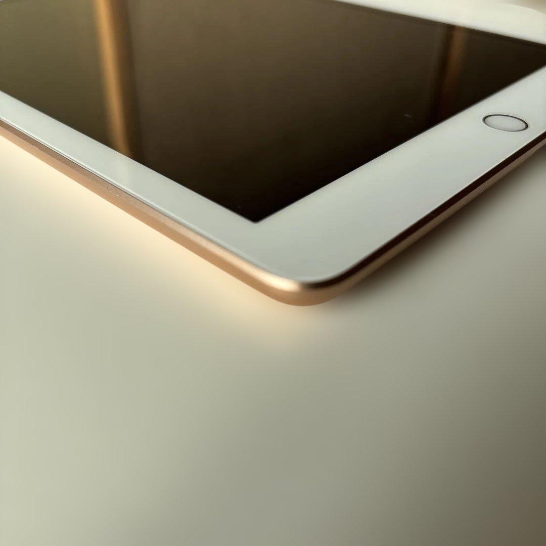 hi-toiPad 9.7ゴールド A-1893 32G 第6世代WiFi