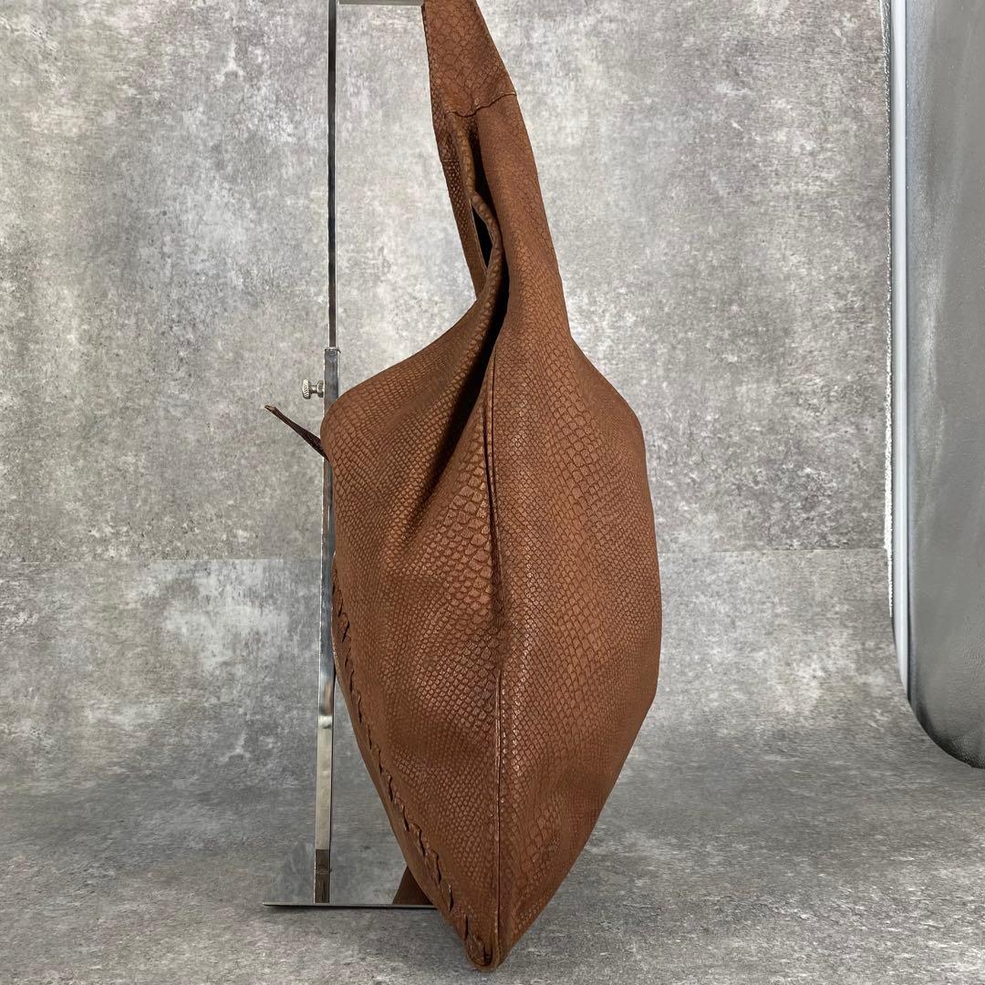 イッセイミヤケ パイソン型押し レザー ショルダーバッグ ワンショルダー